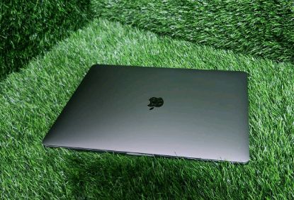 Picture of MacBook pro A2141